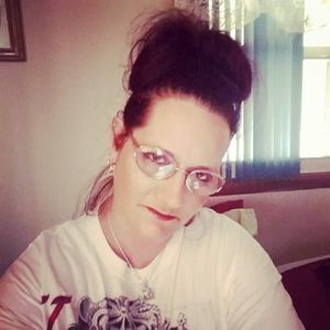 Meet your Posher, Chastity